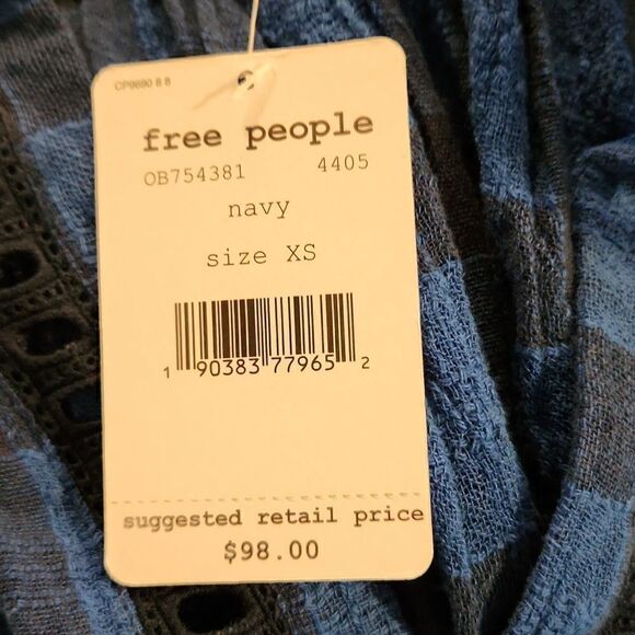 Nwt, free people top, blue plaid pullover - Picture 6 of 9